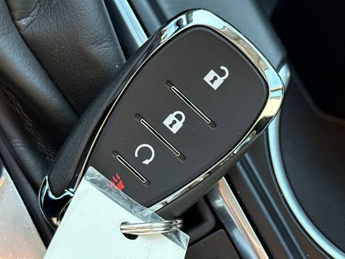 Used 2023 Chevrolet Equinox LS w/ Driver Confidence II Package image 36