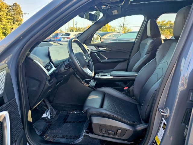 Used 2023 BMW X1 xDrive28i w/ Premium Package AWD/4WD image 16
