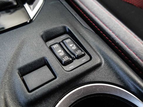 Used 2020 Subaru Impreza 2.0i Sport image 25