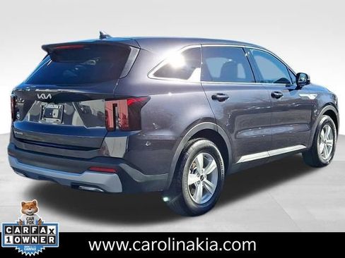 Used 2025 Kia Sorento LX image 6