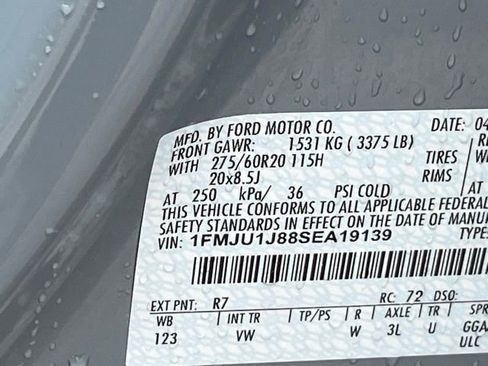 Used 2025 Ford Expedition Active AWD/4WD image 31