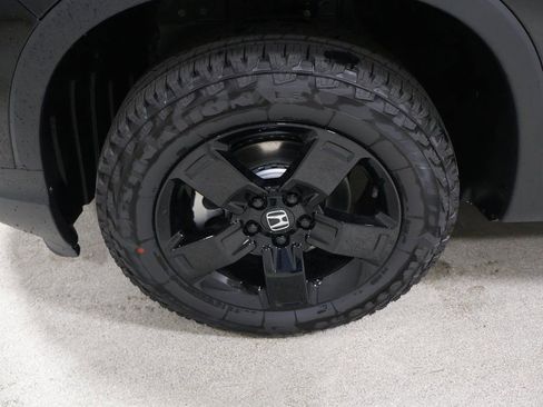 New 2026 Honda Ridgeline Black Edition image 6