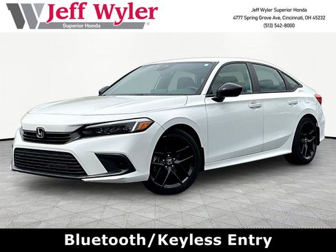 Used 2023 Honda Civic Sport image 1