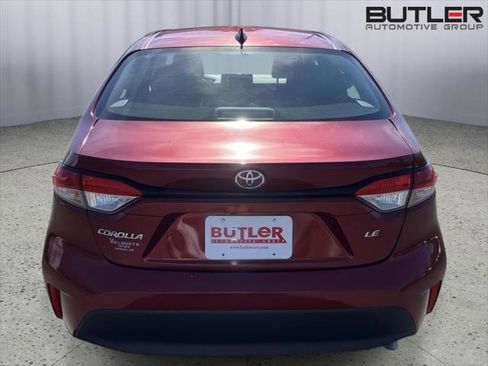 Certified 2024 Toyota Corolla LE image 4