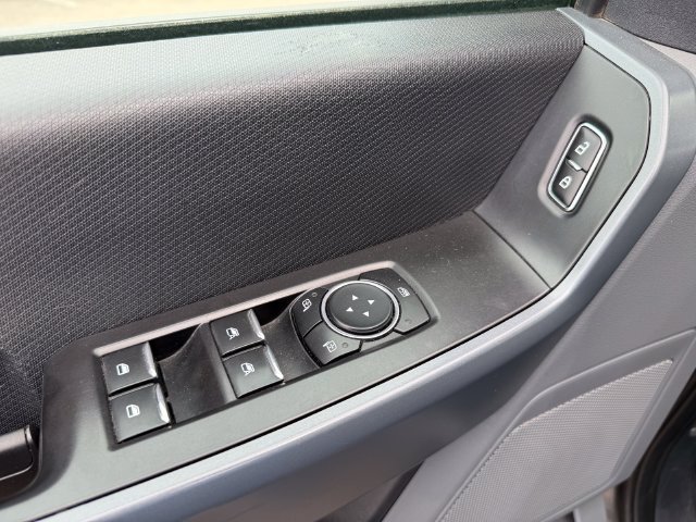 Used 2023 Ford F150 XLT AWD/4WD image 10