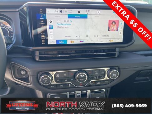 New 2026 Jeep Gladiator Mojave image 9