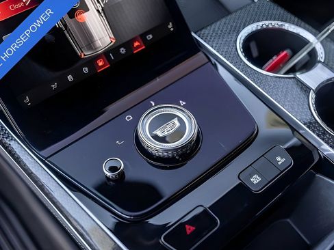 Used 2025 Cadillac Escalade V AWD/4WD image 19