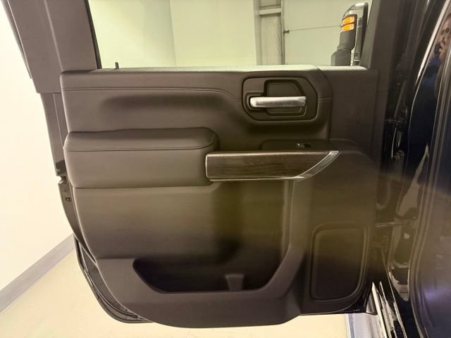 Certified 2020 Chevrolet Silverado 2500 LTZ w/ LTZ Convenience Package AWD/4WD image 22