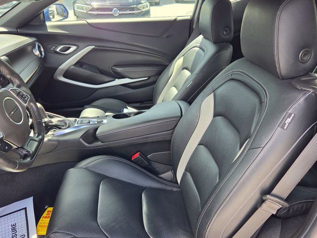 Used 2023 Chevrolet Camaro LT RWD image 18