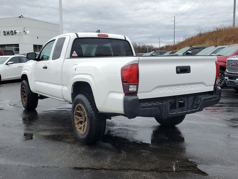 Used 2023 Toyota Tacoma SR image 7