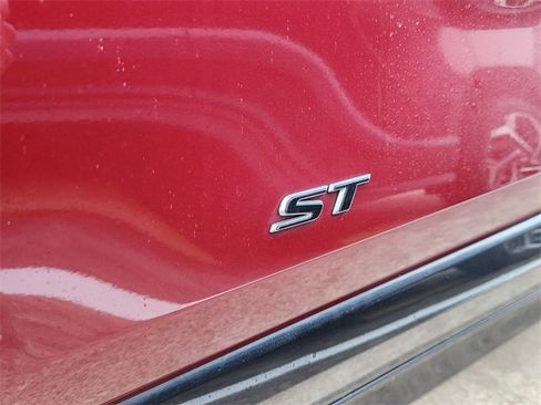 Used 2025 Buick Encore GX Sport Touring w/ Comfort Package image 9