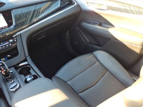 Used 2023 Cadillac XT6 Premium Luxury image 24