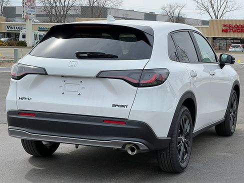 New 2026 Honda HR-V Sport image 8