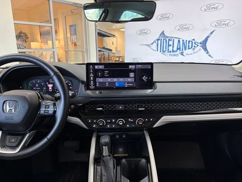 Used 2025 Honda Accord Touring image 20