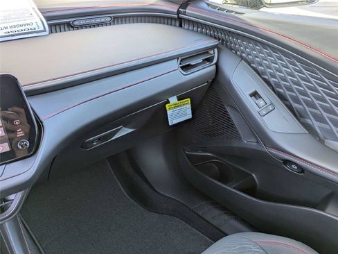 New 2026 Dodge Charger R/T AWD/4WD image 18