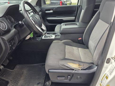 Used 2016 Toyota Tundra SR5 w/ TRD Off Road Package image 4