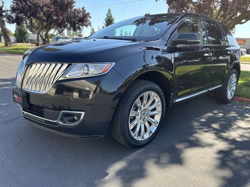 Used 2013 Lincoln MKX AWD image 6