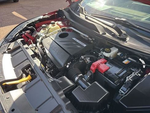 Used 2023 Nissan Rogue Platinum w/ Platinum Premium Package image 16