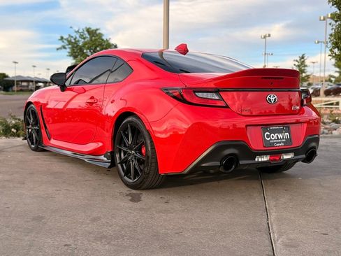 Used 2024 Toyota GR86 Premium w/ Performance Package RWD image 5