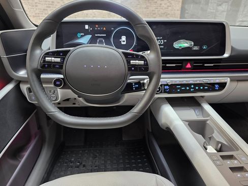Certified 2025 Hyundai Ioniq 6 SEL image 16