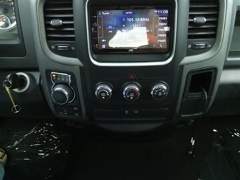 Used 2016 RAM 1500 Express AWD/4WD image 34