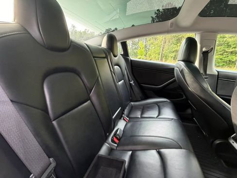Used 2018 Tesla Model 3 Mid Range RWD image 18