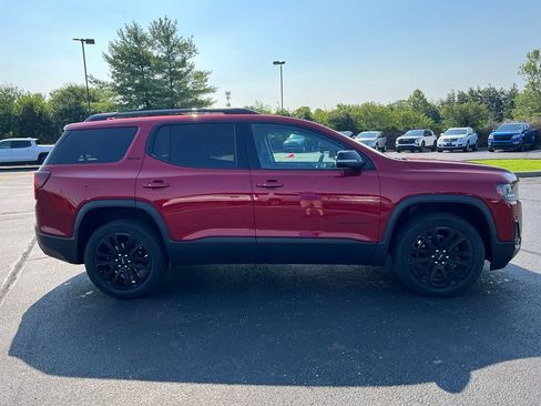 Used 2023 GMC Acadia SLE w/ Driver Convenience Package FWD image 5