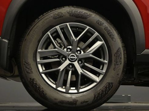 Used 2026 Nissan Rogue S FWD image 12