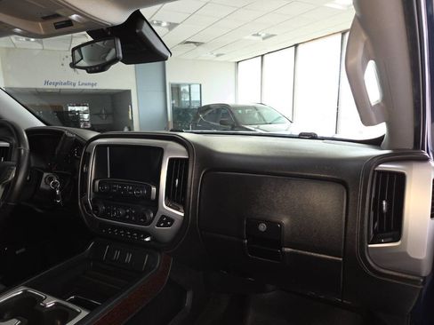 Used 2017 GMC Sierra 1500 SLT AWD/4WD image 31