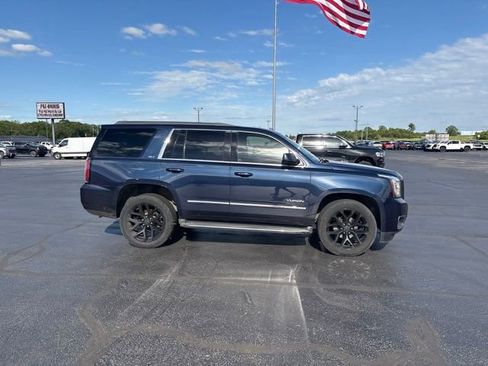 Used 2018 GMC Yukon SLT w/ Premium Edition AWD/4WD image 9