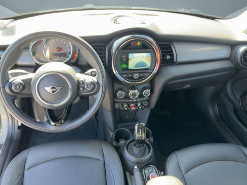 Used 2021 MINI Cooper 2-Door Hardtop image 15
