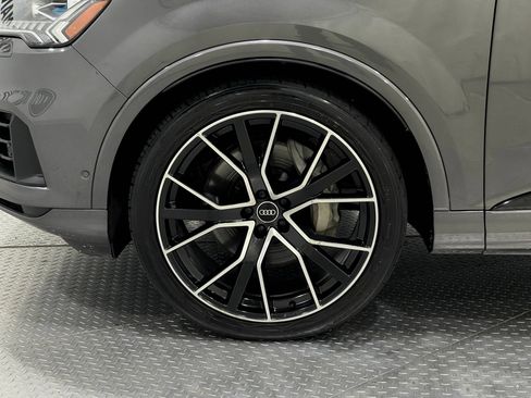 Used 2021 Audi Q7 3.0T Prestige w/ Prestige Package AWD/4WD image 37