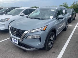 Used 2021 Nissan Rogue SL FWD video 1