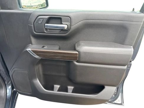 Used 2021 Chevrolet Silverado 1500 RST AWD/4WD image 13