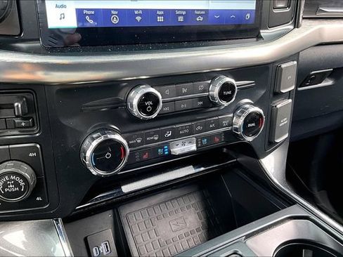 Used 2022 Ford F150 Lariat w/ Max Trailer Tow Package AWD/4WD image 23