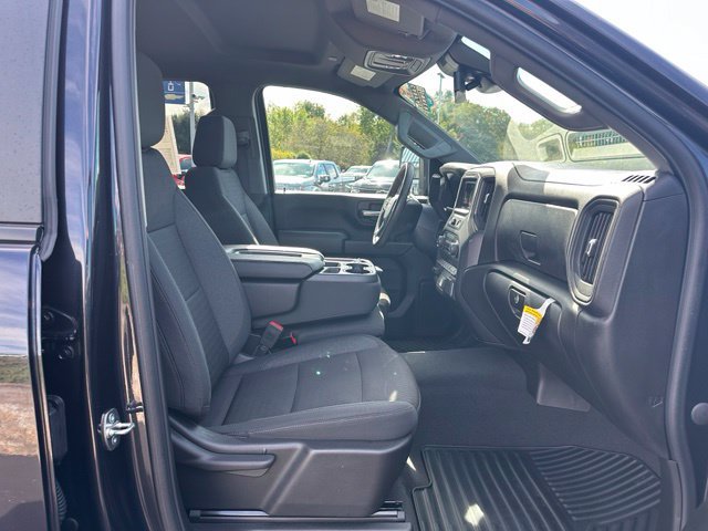 Used 2024 Chevrolet Silverado 2500 Custom w/ Custom Value Package AWD/4WD image 23