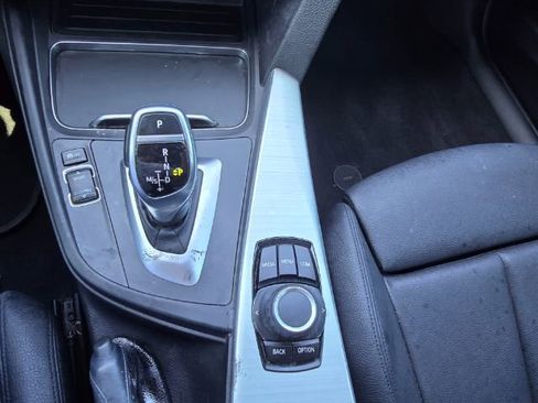 Used 2018 BMW 330i Sedan image 21