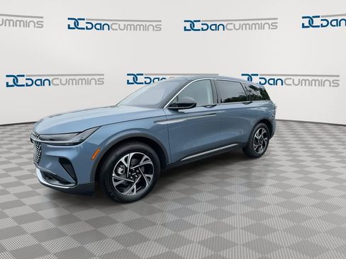 New 2025 Lincoln Nautilus Premier w/ Equipment Group 102A image 4