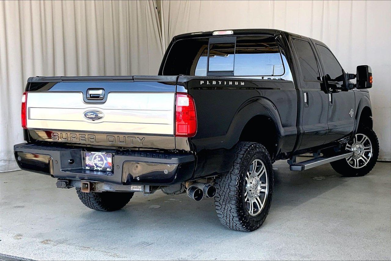 Used 2016 Ford F250 Platinum w/ FX4 Off-Road Package AWD/4WD image 13