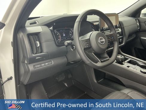 Used 2025 Nissan Pathfinder Rock Creek image 16