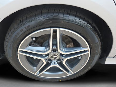 Used 2022 Mercedes-Benz E 350 4MATIC Sedan image 34