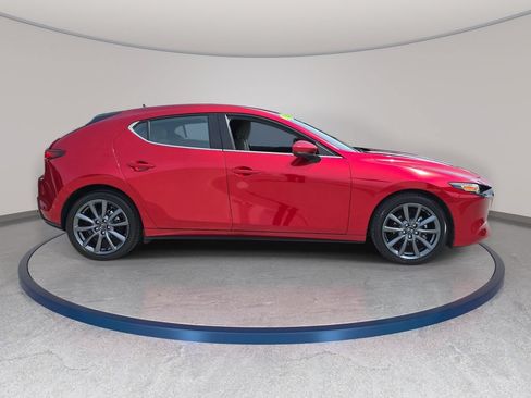 Used 2024 MAZDA MAZDA3 s FWD image 5