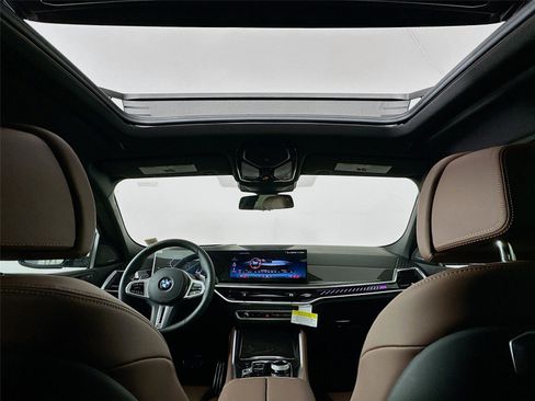 New 2026 BMW X6 M60i w/ Executive Package image 23