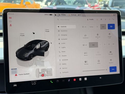 Used 2023 Tesla Model 3 Standard Range RWD image 28