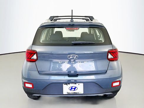 New 2026 Hyundai Venue SEL FWD image 6