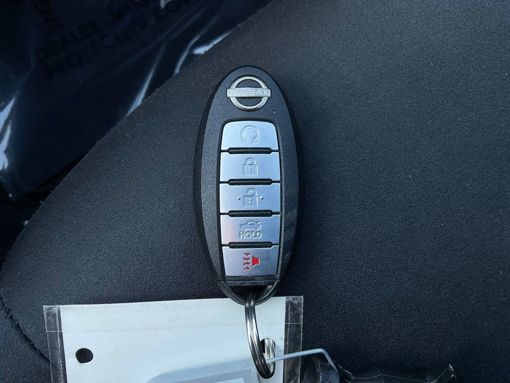 Used 2025 Nissan Altima 2.5 SV FWD image 26