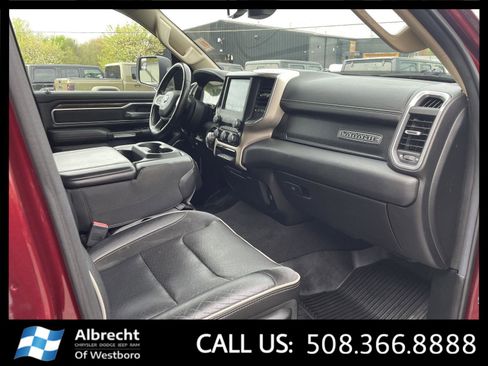 Used 2019 RAM 1500 Laramie AWD/4WD image 20