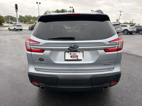 Certified 2023 Subaru Ascent Touring AWD/4WD image 4