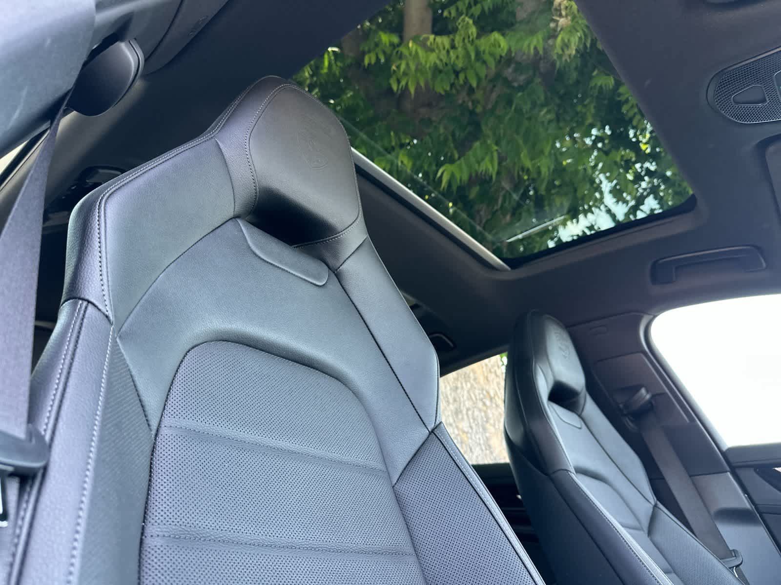 Certified 2025 Porsche Panamera 4 AWD/4WD image 17