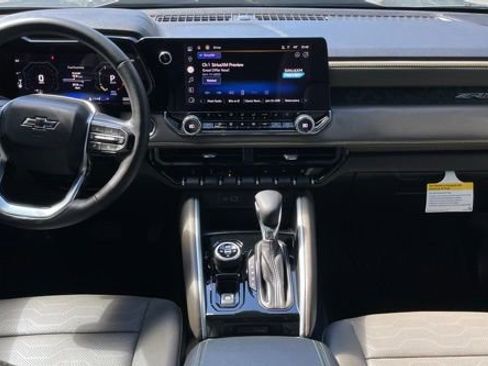 Used 2024 Chevrolet Colorado ZR2 w/ ZR2 Convenience Package III image 18